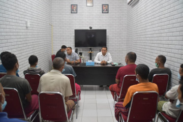 Polres Manggarai Barat tangguhkan penahanan 21 tersangka Golo Mori