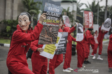 Aksi "People Heist" peringati Hari Antioligarki Nasional