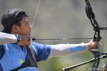 Pemanah Hanif Wijaya sumbang emas bagi Jambi di nomor recurve