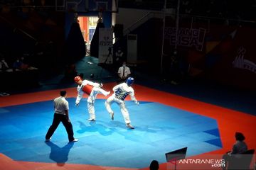 Tak lanjutkan laga karena cedera, taekwondoin Sumbar gagal rebut emas