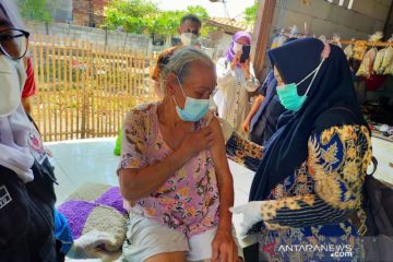 Cakupan vaksinasi COVID-19 di Kabupaten Bekasi sudah 63 persen lebih