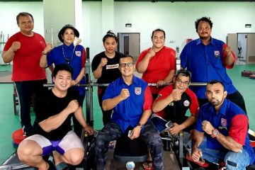 Angkat berat DKI Jakarta incar medali meski dengan atlet terbatas