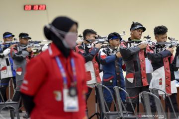 Kualifikasi menembak 10 meter air riffle putra