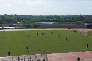 Gol bunuh diri antarkan DKI ke semifinal sepak bola putri PON Papua