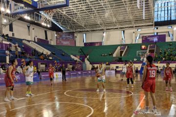 Tim bola basket putri Jawa Timur ke final PON Papua