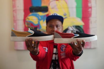Rayakan satu dekade, Scooter VIP gandeng SKO Shoes rilis "sneakers"