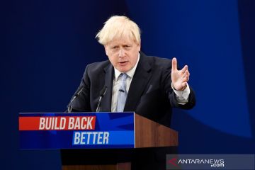 Pemerintahan PM Boris Johnson tolak tuduhan korupsi