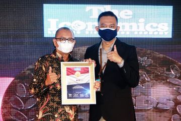KAI raih 3 penghargaan Indonesia BUMN Awards 2021