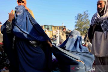 Geliat pasar pakaian bekas di Afghanistan