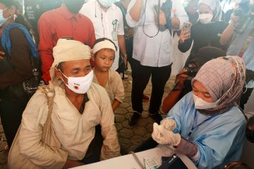 Kemendikbudristek dukung vaksinasi bagi masyarakat adat