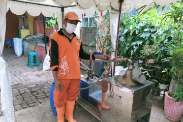 PPSU Kelurahan Kota Bambu Selatan ubah sampah plastik jadi solar