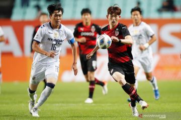 Liga Champions AFC:  Ulsan Hyundai vs Pohang Steelers