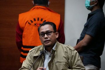 KPK eksekusi mantan Bupati Bengkalis Amril Mukminin ke Rutan Pekanbaru