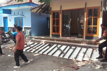 Sejumlah bangunan di Kabupaten Blitar rusak akibat gempa di Malang
