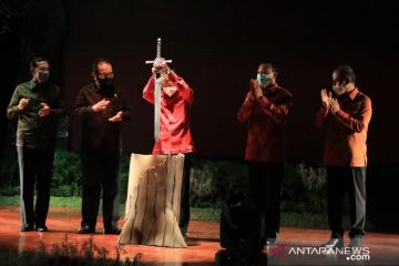 Gubernur tancapkan pedang tandai pembukaan Festival Seni Bali Jani III