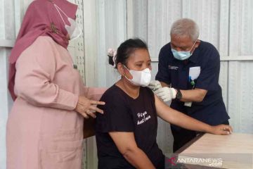 Vaksinasi COVID-19 Kota Cirebon tembus 90 persen
