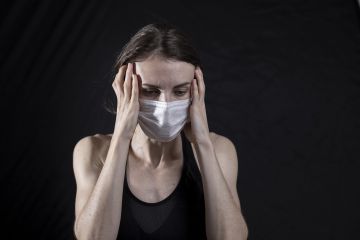 Hoaks! Vaksin COVID-19 munculkan trauma pandemi