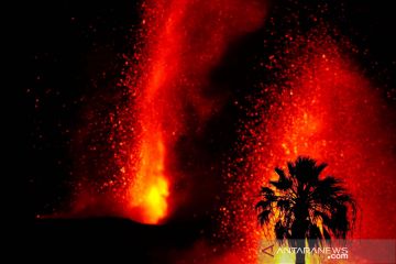 Gunung berapi Cumbre Vieja terus meletus