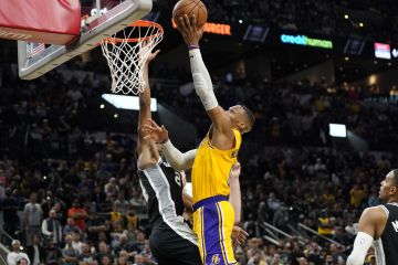 Ringkasan NBA: Lakers dan Jazz menang, Mavs rontokkan Rockets