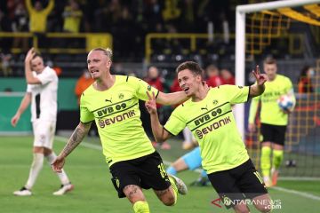 Dwigol Thorgan Hazard antar Dortmund melenggang ke 16 besar DFB Pokal