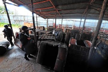 Razia gudang minyak oplosan di Muarojambi