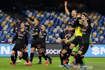 Gebuk Bologna 3-0, Napoli ke puncak klasemen