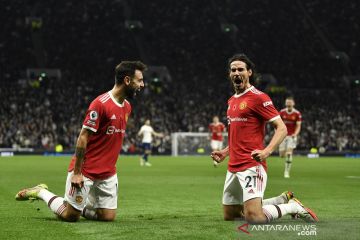 Manchester United keluar dari krisis dengan pecundangi Tottenham 3-0