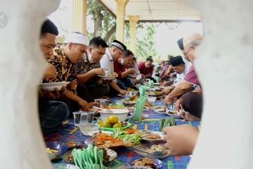 Aruh Mulud, tradisi Suku Banjar peringati Maulid Nabi