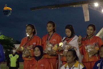 Medali emas estafet 4 x 400 meter putri jadi milik Jateng