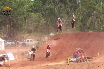Papua rebut emas motocross beregu