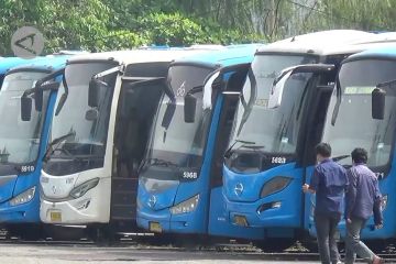 Perusahaan merugi, delapan rute bus DAMRI Bandung berhenti 