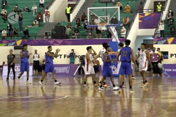 Tim bola basket 5x5 Papua kalahkan Sulut