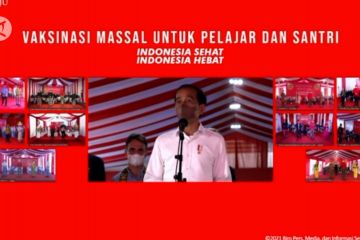 Jokowi tinjau vaksinasi di Tarakan