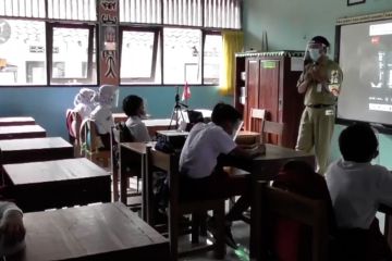 Terapkan PTM, Kemenkes periksa COVID-19 acak di sekolah