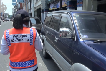 Pemkot Medan berdayakan ratusan jukir jadi petugas E-Parking