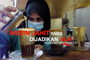 Mesin jahit yang dijadikan alat membuat minuman TST