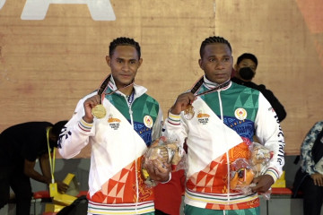 Raihan medali judo Papua lampaui target