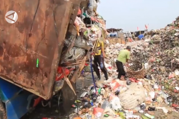 TPA Rawa Kucing penuh, DLH Kota Tangerang jemput sampah warga