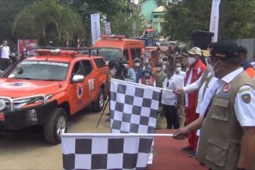 Kepala BNPB lepas Gerakan Mobil Masker di Ambon
