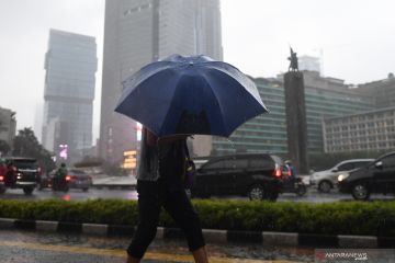 Jakarta diperkirakan hujan pada Selasa pagi