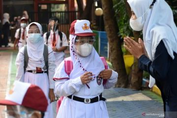 Mayoritas sekolah negeri di Jakarta Barat sudah jalani PTM