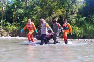 Basarnas temukan jenazah warga Kabupaten Nias tercebur di Sungai Muzoi