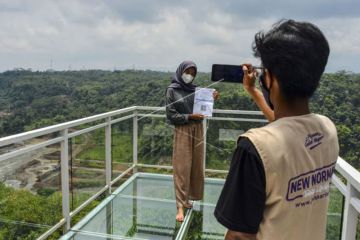 Vaksinasi di Kawasan Wisata