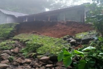 Potensi longsor besar, BPBD Gunung Kidul imbau masyarakat waspada