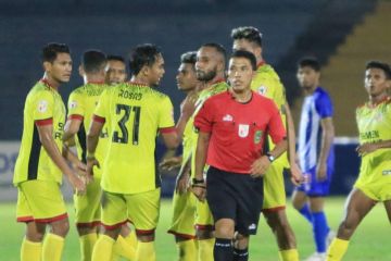 Manajemen Semen Padang janjikan bonus besar jika taklukan PSMS Medan