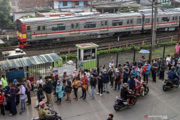 KAI Commuter catat volume pengguna KRL tertinggi pada bulan November