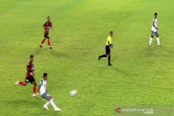 Hanya konversi satu penalti, Persis berbagi poin dengan PSG