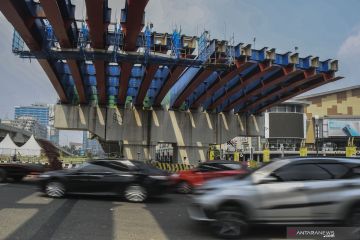 DKI kemarin, proyek infrastruktur hingga pohon tumbang