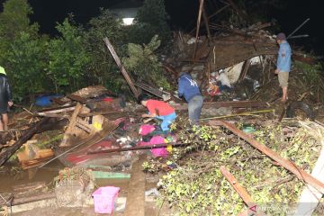 Banjir bandang terjang Desa Bulukerto, Batu, Jawa Timur