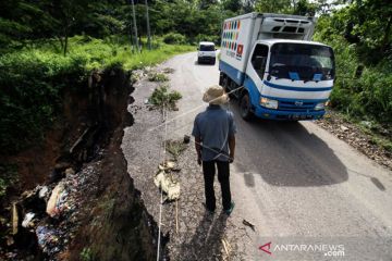 BMKG sebut 10 daerah di Aceh berpotensi banjir dan longsor akhir 2021